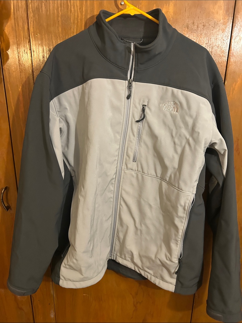 The North Face Men’s Two-Tone Light Gray and Charcoal Softshell Jacket